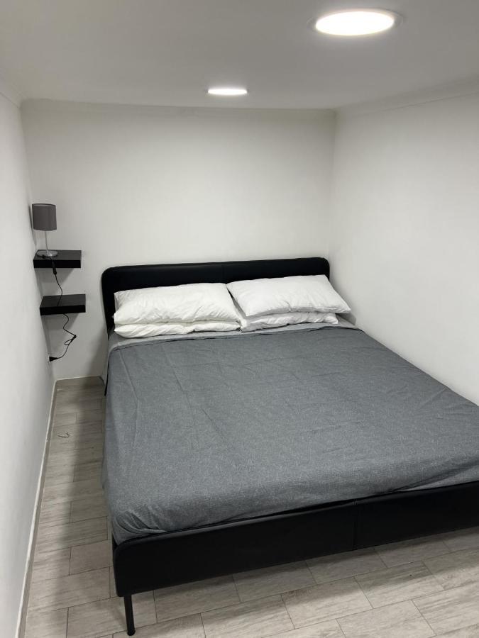 نابولي B&B Luna Rossa المظهر الخارجي الصورة